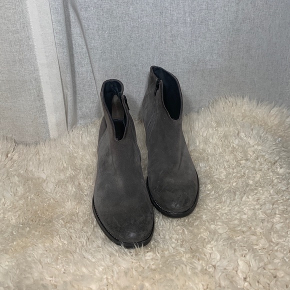 PAUL GREEN DELGADO GREY SUEDE ANKLE BOOTIES - Picture 2 of 6